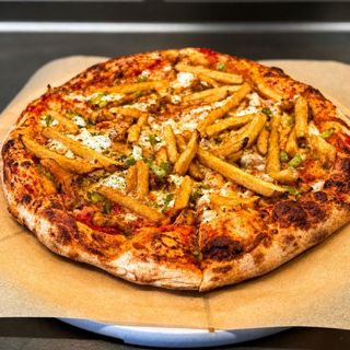 Pizza Gyros z frytkami