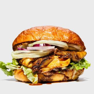 Szarpany boczniak w miso burger