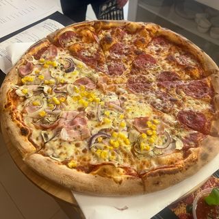 Pizza Libera
