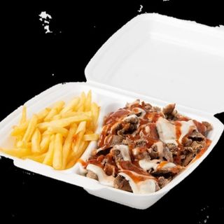 Kebab na talerzu bez surówek