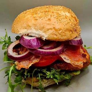 Bazyliowy Chicken Burger