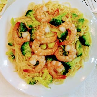 Massa com Camarão e Brócolos(400g)