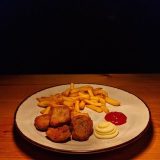 Nuggets (INCLUI BATATA)