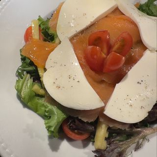 Salada de Salmão