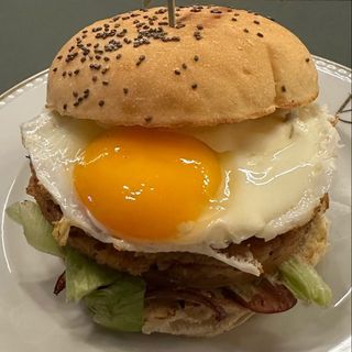 Hambúrguer de Alheira