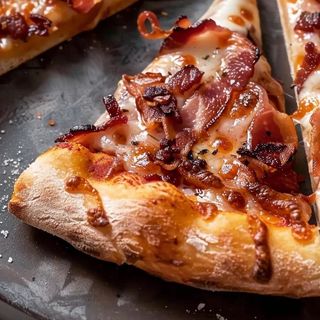 Fatia de pizza Bacon