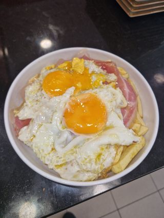 Ovos Rotos