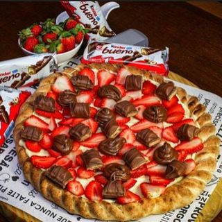 Pizza Kinder Bueno