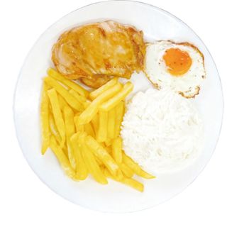 69. Peito de frango, ovo frito, arroz e batatas fritas