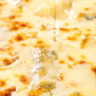 Pizza 4 Queijos
