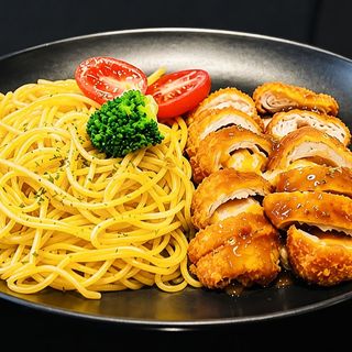 Massa com Frango Cordon Bleu