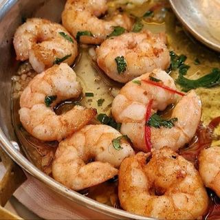 fried prawns with Piri-Piri