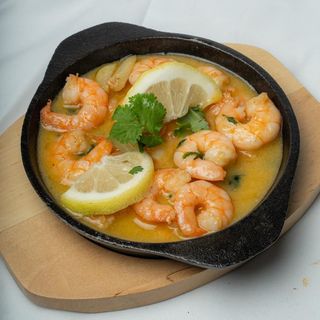 Camarão Frito com Alho (Gambas à Guilho)