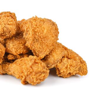 Chicken Wings with Fries