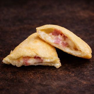 Empanada de Fiambre e Queijo