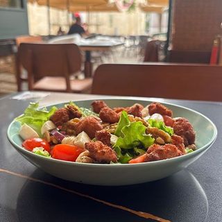 Salada De Frango Com Queijo