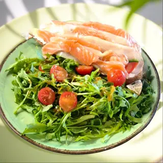 Tosta de salmão gravlax