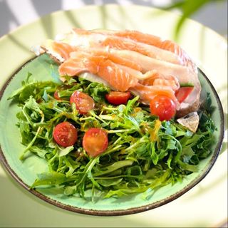 Tosta de salmão gravlax