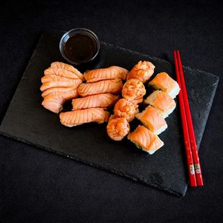 Mix 2A Salmão Braseado Premium 18 peças