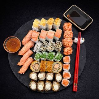 Mix 12 A - Salmão Braseado e Quente 40 peças