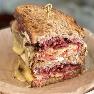 Sanduíche com Pastrami