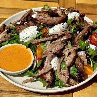 Salada Verde com Pastrami