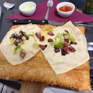 Pastel de Frango com Catupiry