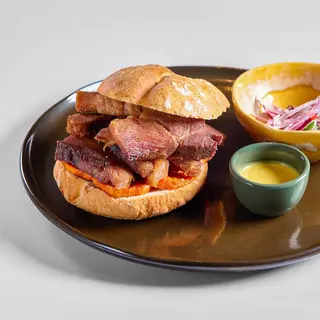 Sandwich 'O Rei Chicharron'