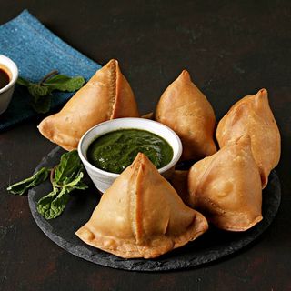 Samosa CHICKEN