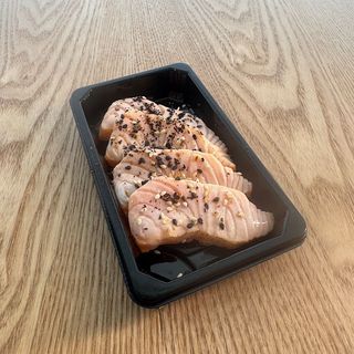 Sashimi de Salmão Braseado