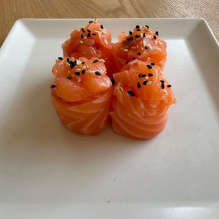 Gunkans de Salmão Simples