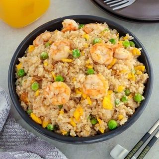 Arroz Frito com Camarões