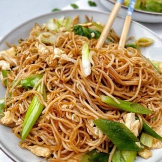 Noodles com Ovo