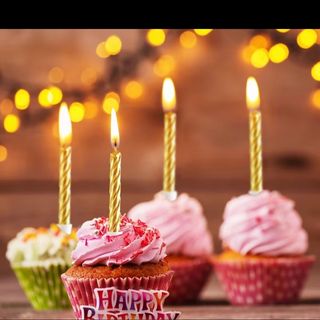 Vela dourada pequena