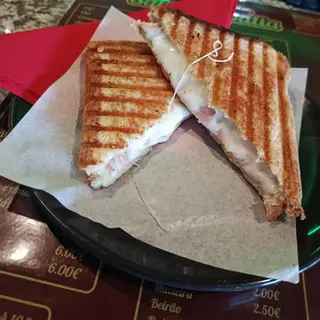 Tosta Mista