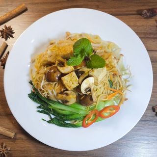 34. Massa Vegetariana Salteada