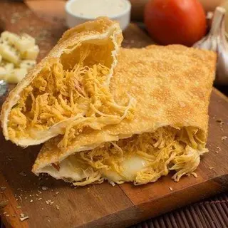 Pastel de Frango Com Queijo