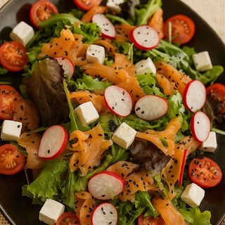 Salada De Salmão Fumado