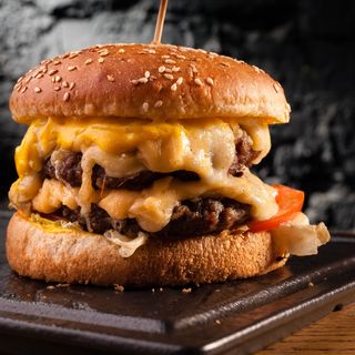 Double Fusion Cheeseburger
