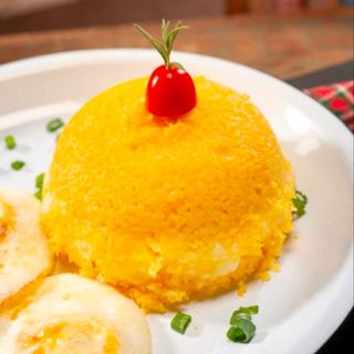 Cuscuz recheado Queijo e Ovo 