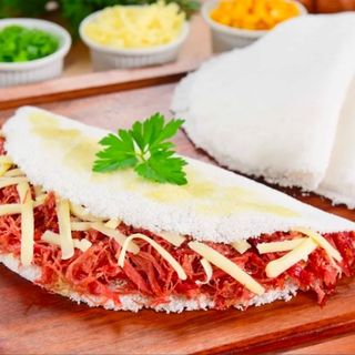 Tapioca de Carne Seca Com Queijo