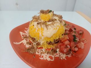 Cuscuz de Carne Seca e Cheddar