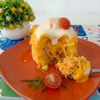 Cuscuz de Frango e Cheddar