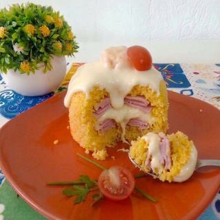 Cuscuz de Fiambre e Queijo