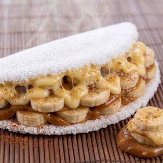 Tapioca de Banana E Doce De Leite E Queijo