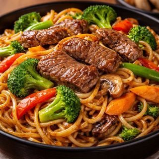Yakisoba Médio de Carne