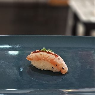 Nigiri de Salmão Braseado (4 un.)