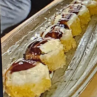 Hot Uramaki de Salmão e Abacate (8 un.)