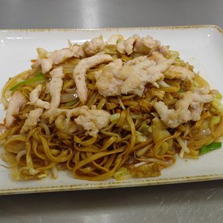 Massa salteada de frango 