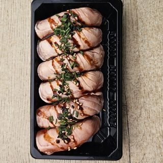 XS04 Nigiri De Salmão